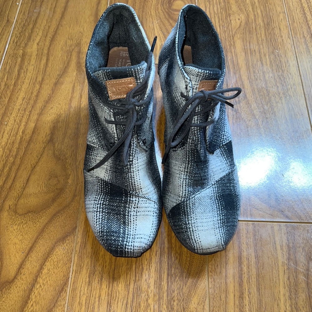 Toms Plaid Wedge Booties